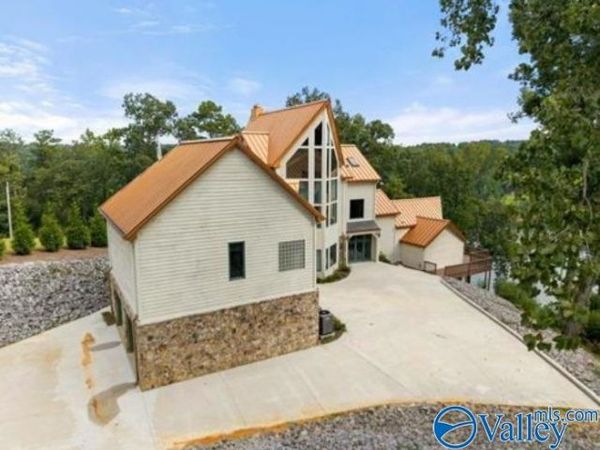 21315 County Road 222, Crane Hill, AL 35053