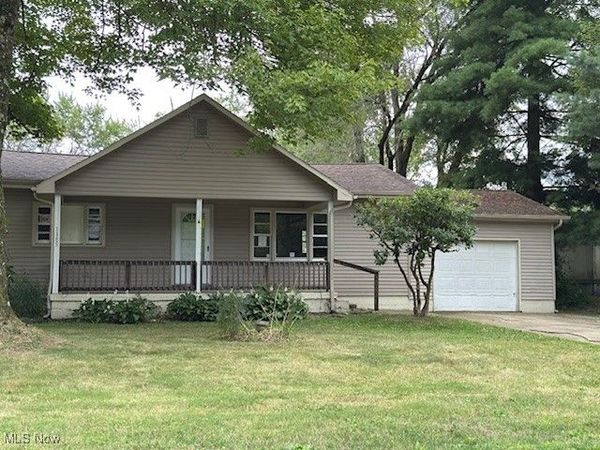 1185 Townsend Avenue, Youngstown, OH 44505