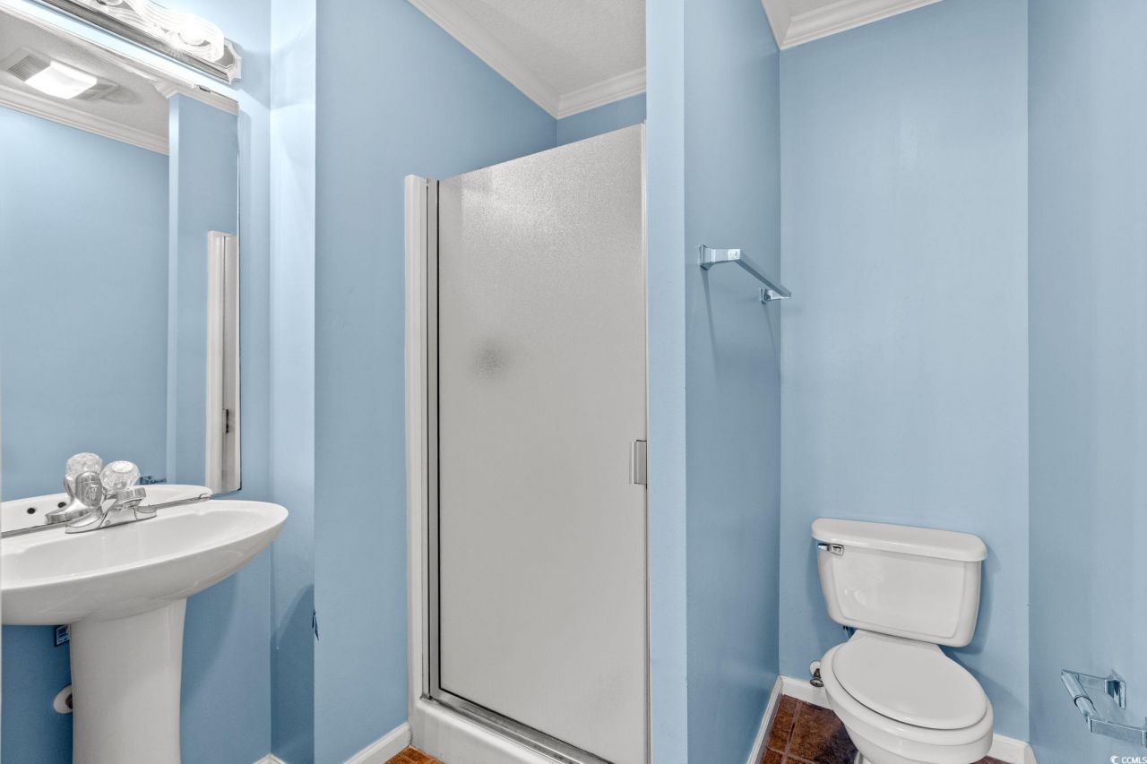 6001-1709 South Kings Hwy. Photo 19