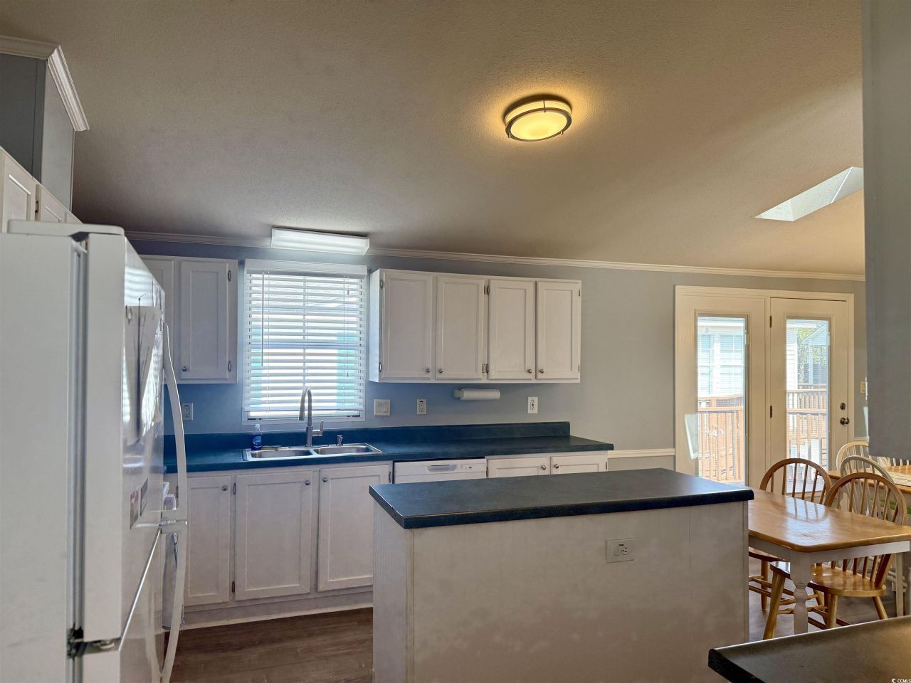 1687 Mason Circle Photo 10