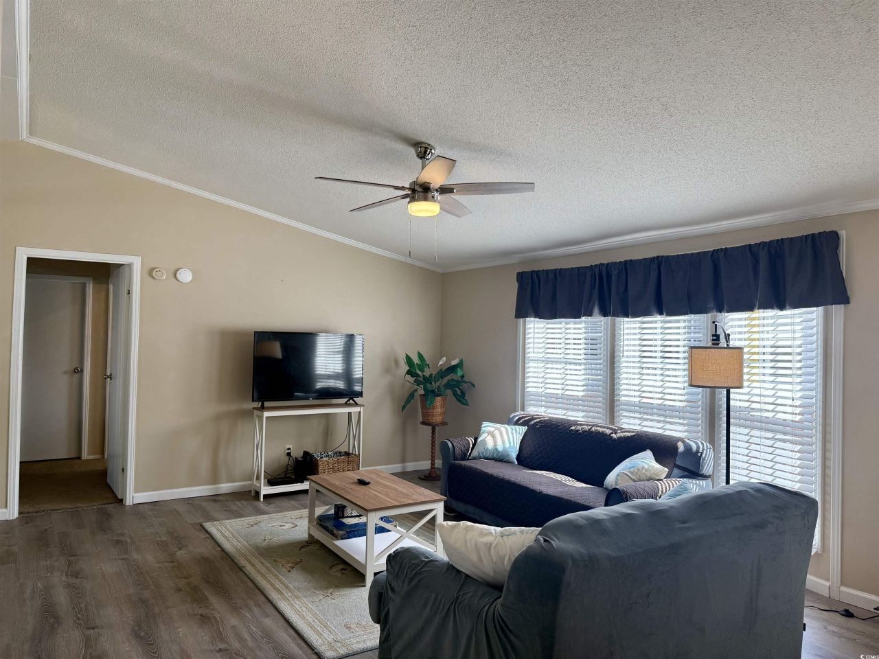 1687 Mason Circle Photo 6