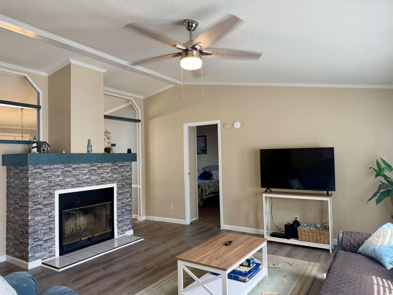 1687 Mason Circle Photo 8