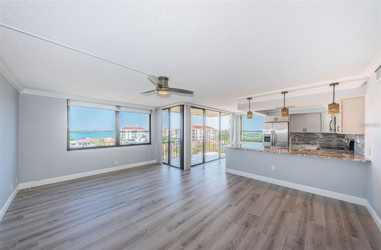 6279 Sun Boulevard, Unit 604, Saint Petersburg, FL 33715 Photo