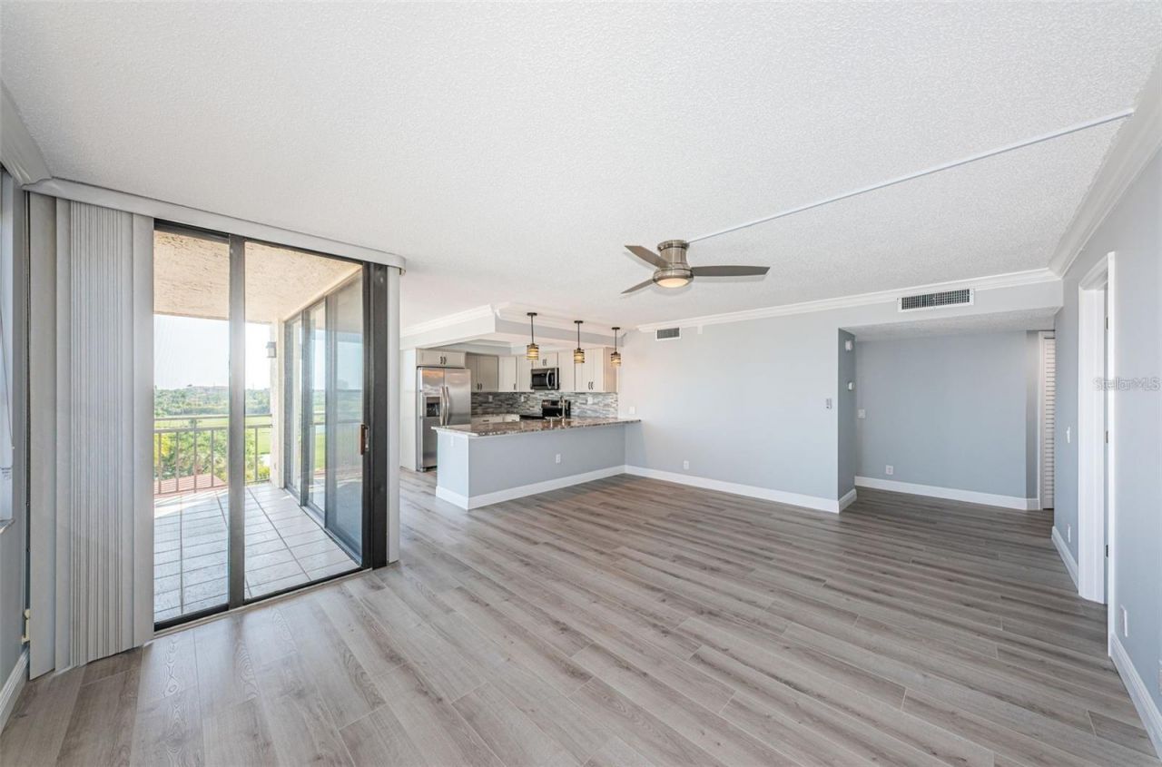 6279 Sun Boulevard, Unit 604, Saint Petersburg, FL 33715 Photo