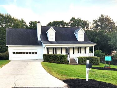 4674 Quail Pointe Drive, Flowery Branch, GA 30542