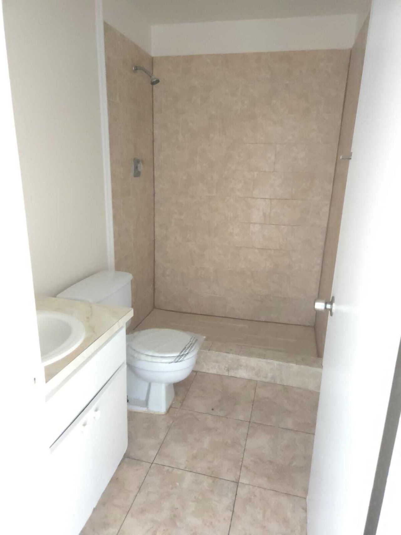 1740 2nd Avenue, Unit 202, Lake Worth Beach, FL 33460 Photo