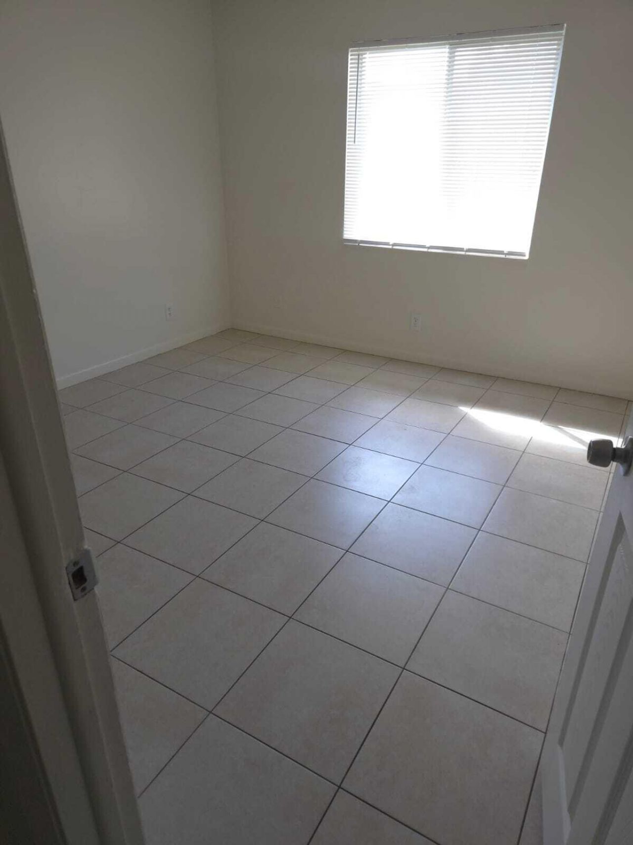1740 2nd Avenue, Unit 202, Lake Worth Beach, FL 33460 Photo
