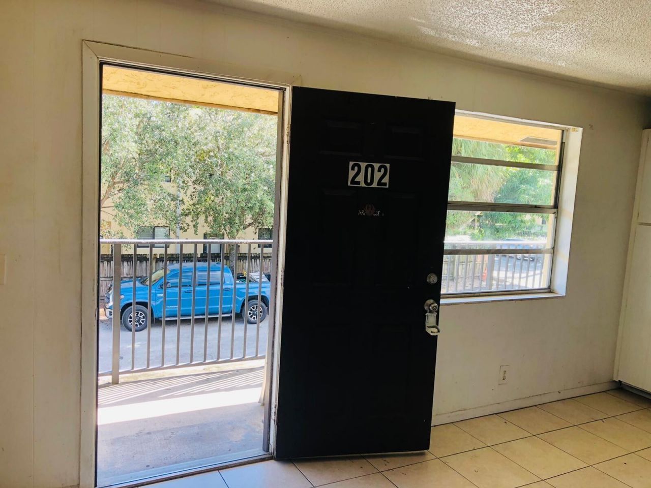 1740 2nd Avenue, Unit 202, Lake Worth Beach, FL 33460 Photo