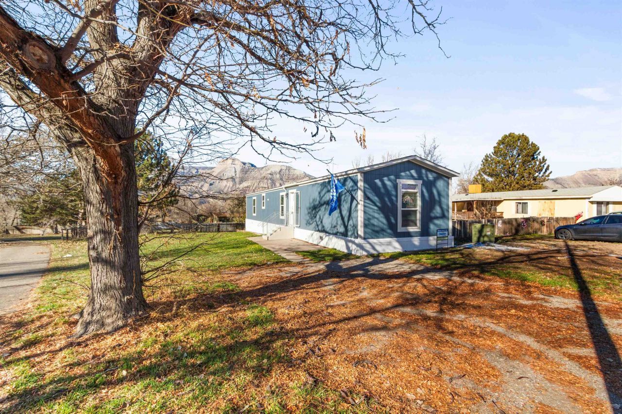 124 W Carson Circle, Parachute, CO 81635 Main Photo