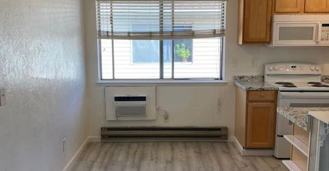 710 Jamaica Avenue, Unit #4, Reno, NV 89502 Photo