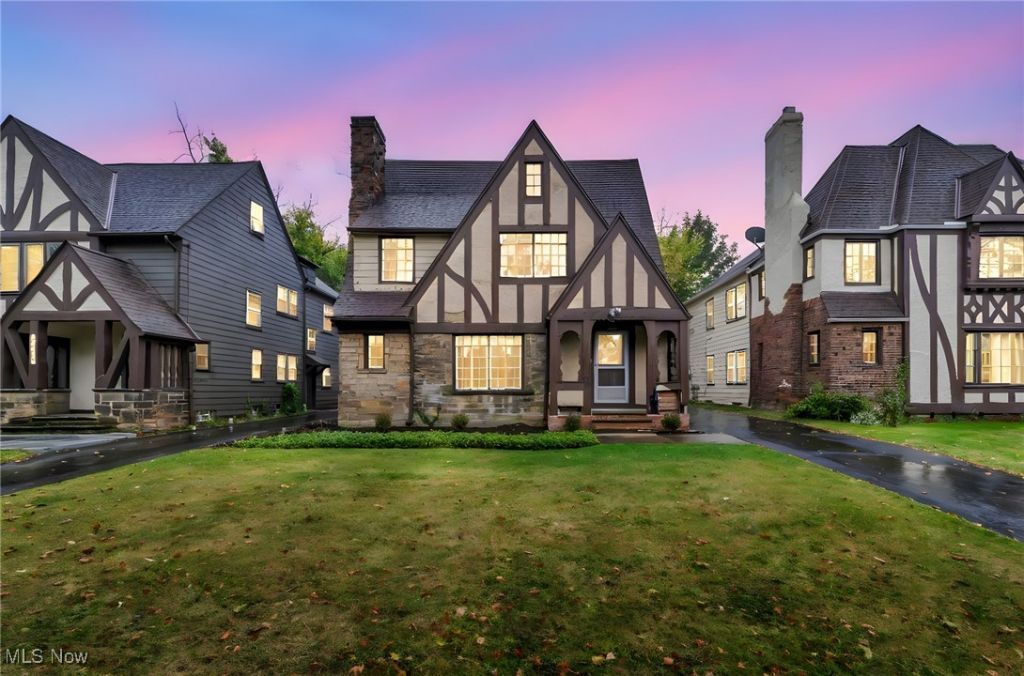 18416 Winslow Road, Shaker Heights, OH 44122 Main Photo