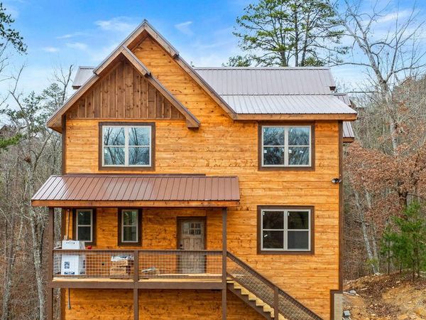 2751 Murray Ridge Road, Sevierville, TN 37876