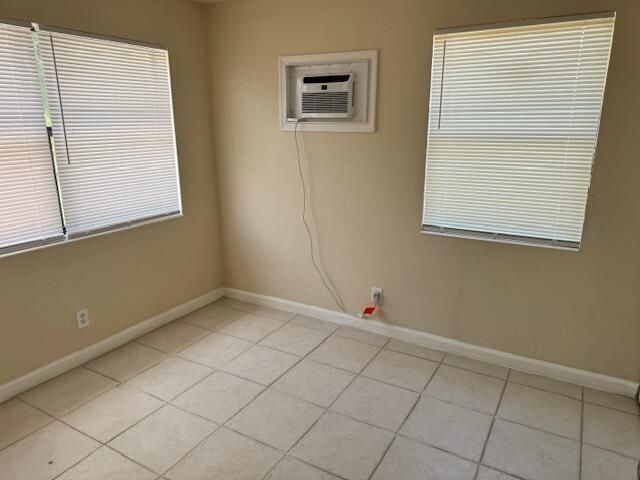 5707 Briarwood Street, Mangonia Park, FL 33407 Photo