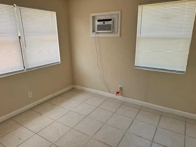 5707 Briarwood Street, Mangonia Park, FL 33407 Photo