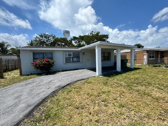 5707 Briarwood Street, Mangonia Park, FL 33407 Photo