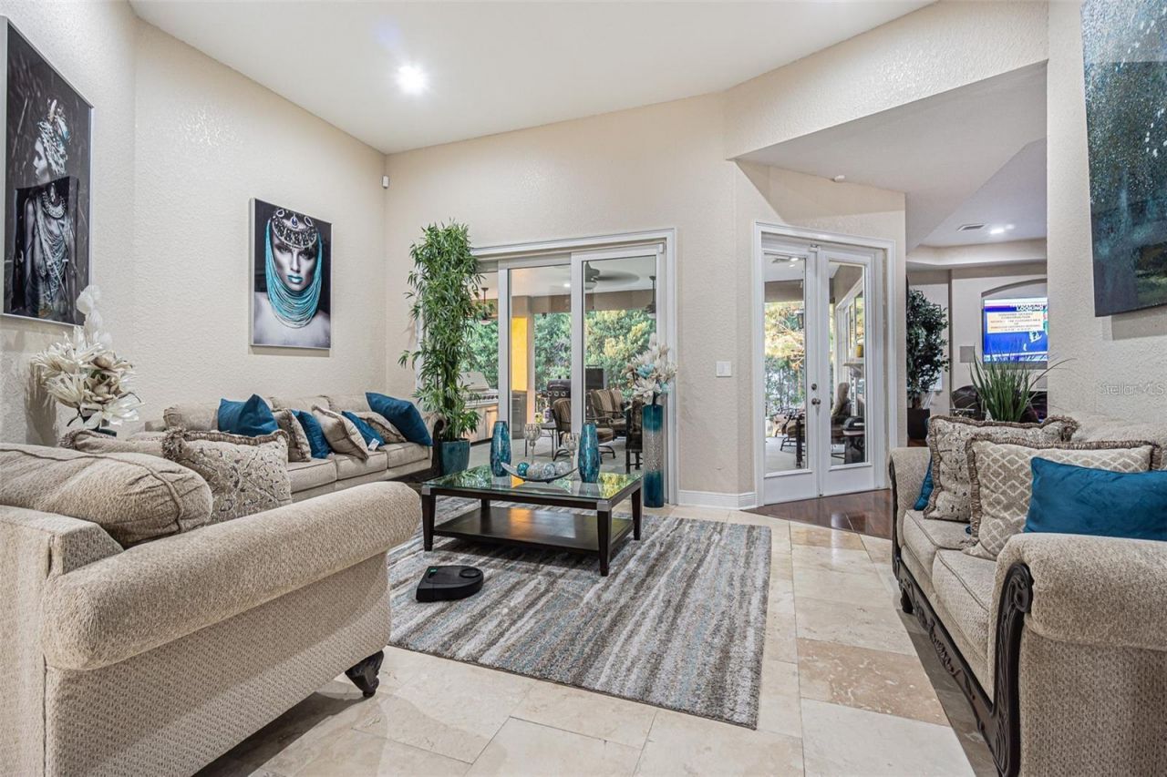 13102 Done Groven Drive, Dover, FL 33527 Photo