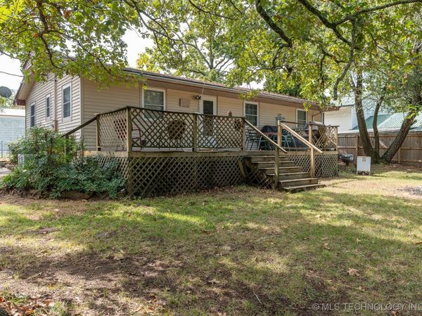 95961 S Manns Drive , Gore, OK 74435