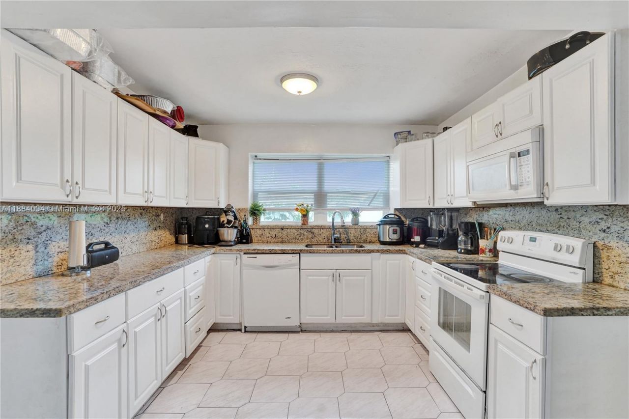 320 N 71st Ave, Hollywood, FL 33024 Photo