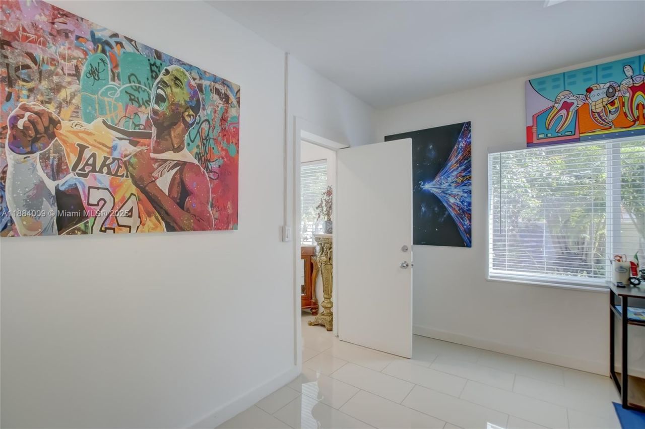 2601 NE 11th Ct, Fort Lauderdale, FL 33304 Photo