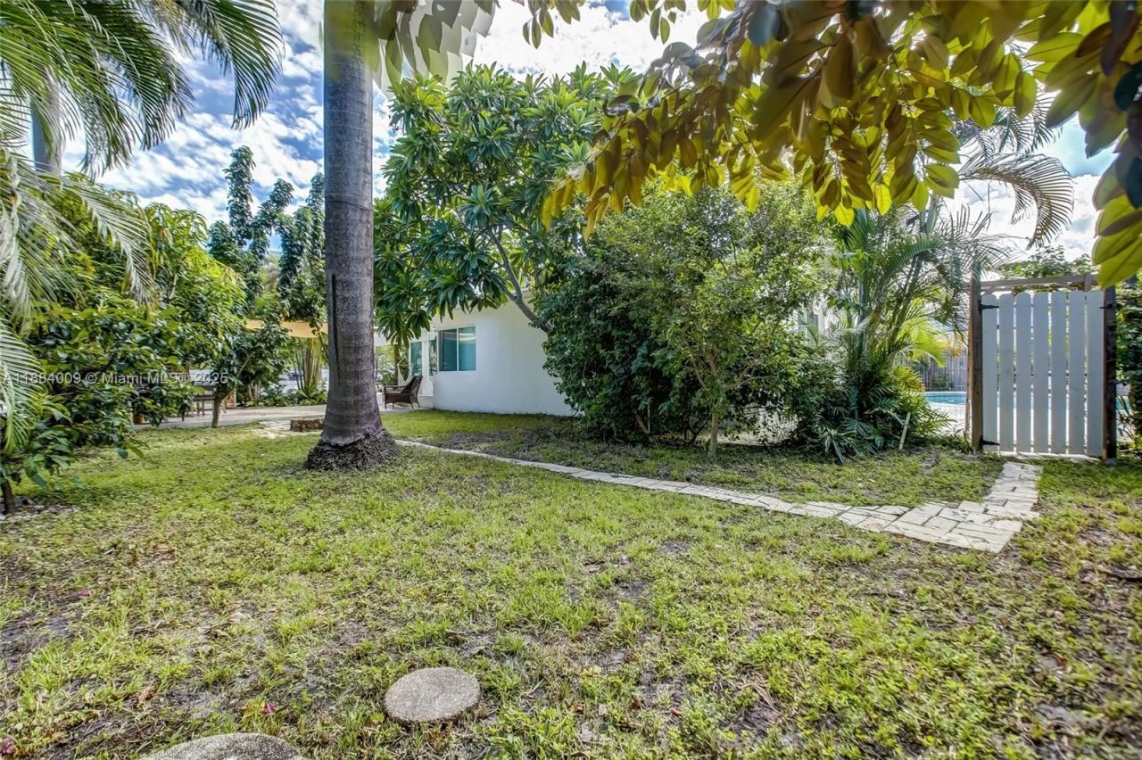 2601 NE 11th Ct, Fort Lauderdale, FL 33304 Photo