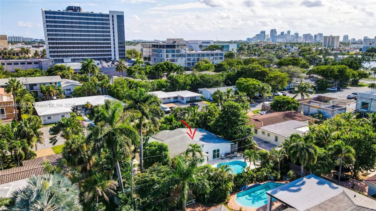 2601 NE 11th Ct, Fort Lauderdale, FL 33304 Photo