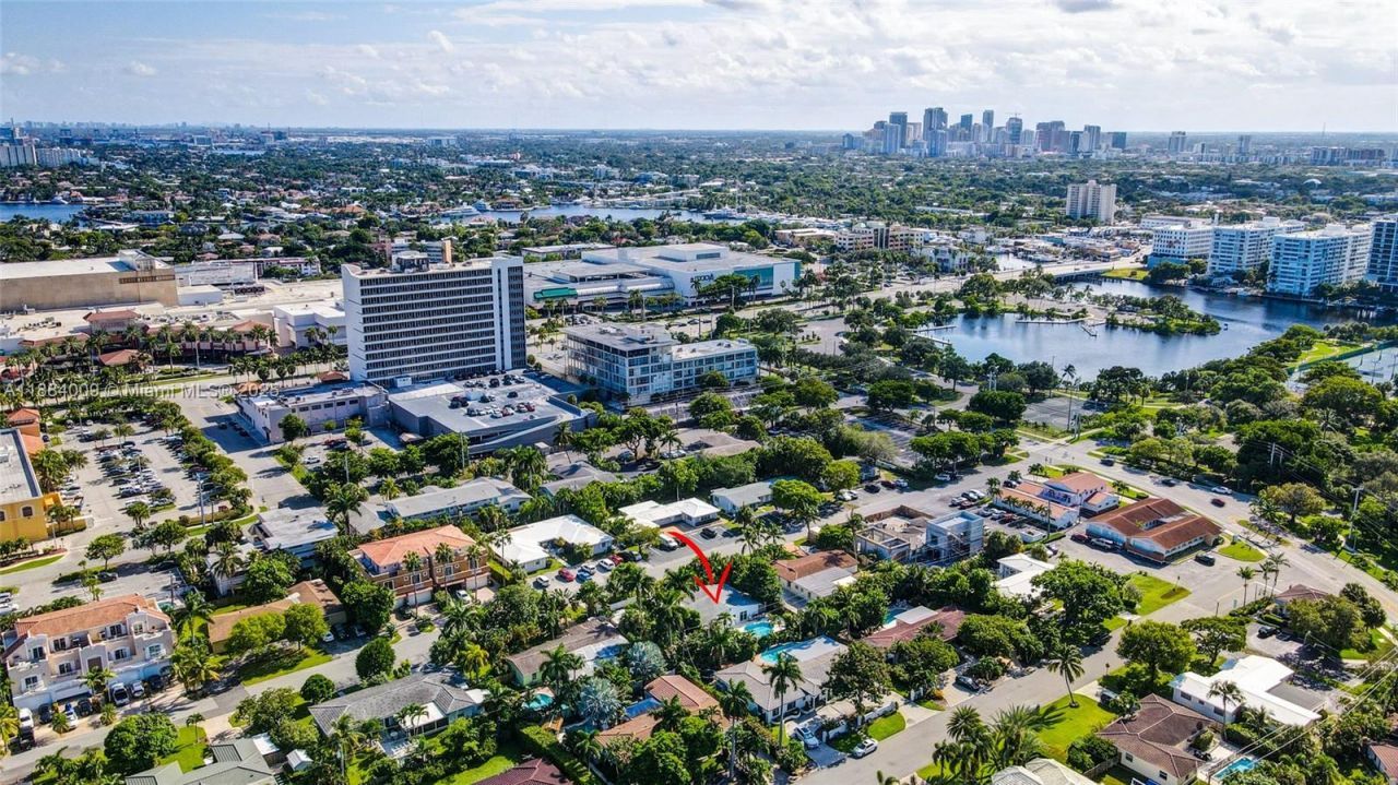 2601 NE 11th Ct, Fort Lauderdale, FL 33304 Photo