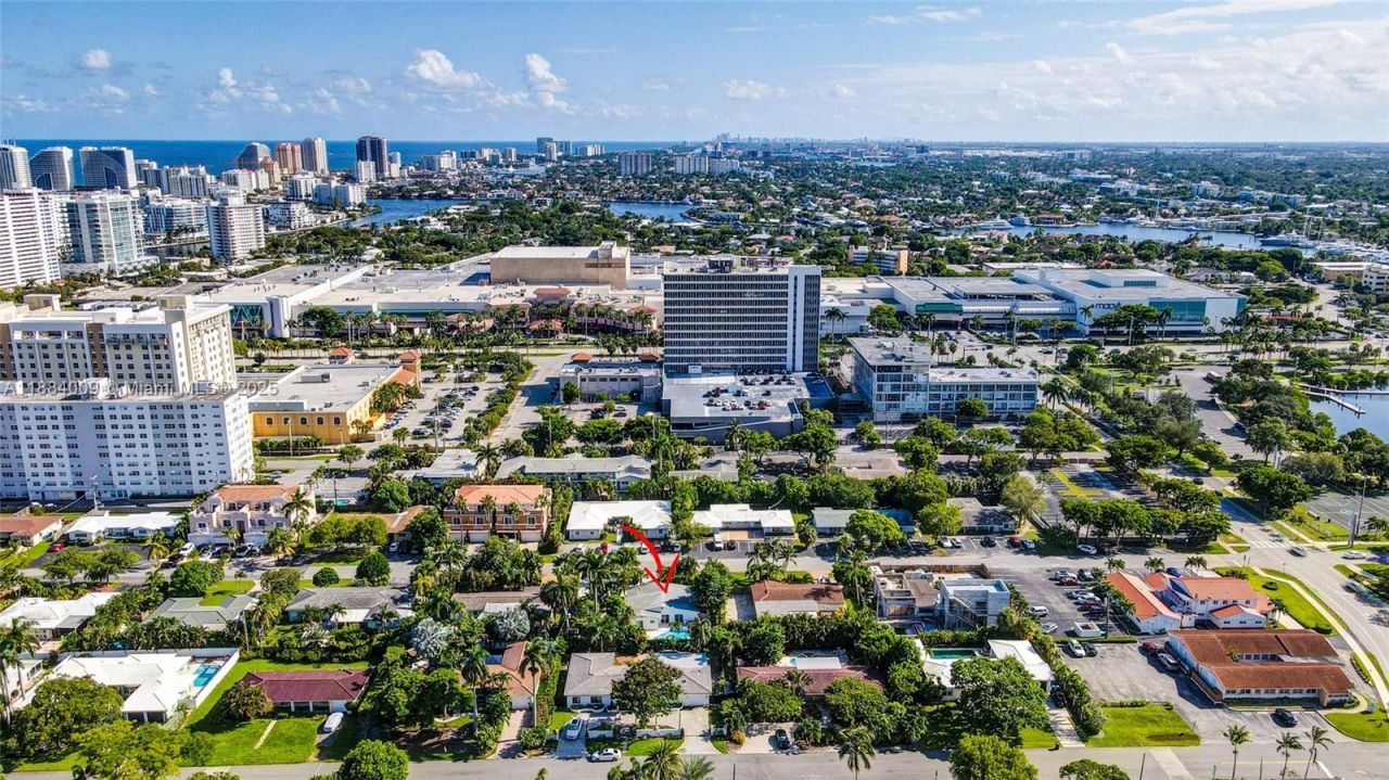 2601 NE 11th Ct, Fort Lauderdale, FL 33304 Photo