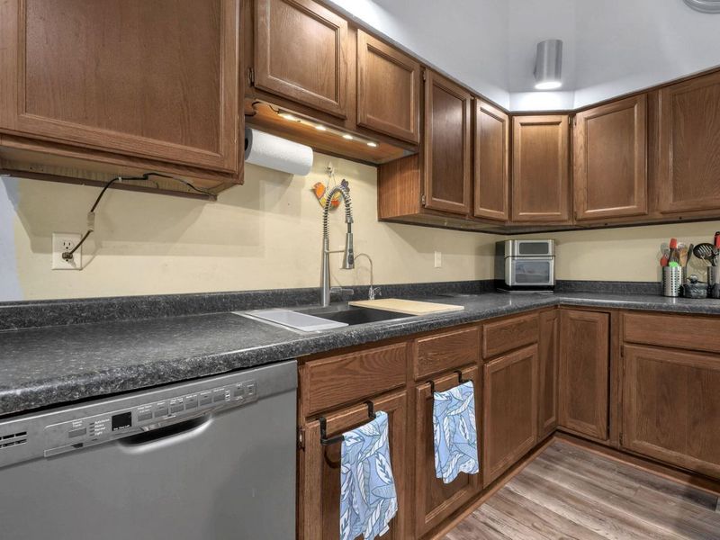 1495 W Choctaw Drive, London, OH 43140 Photo 12