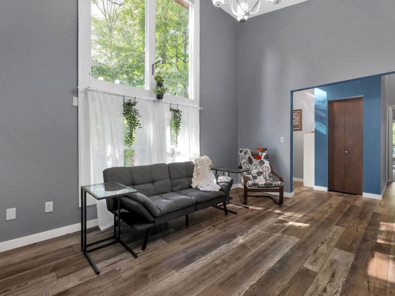 1495 W Choctaw Drive, London, OH 43140 Photo 7