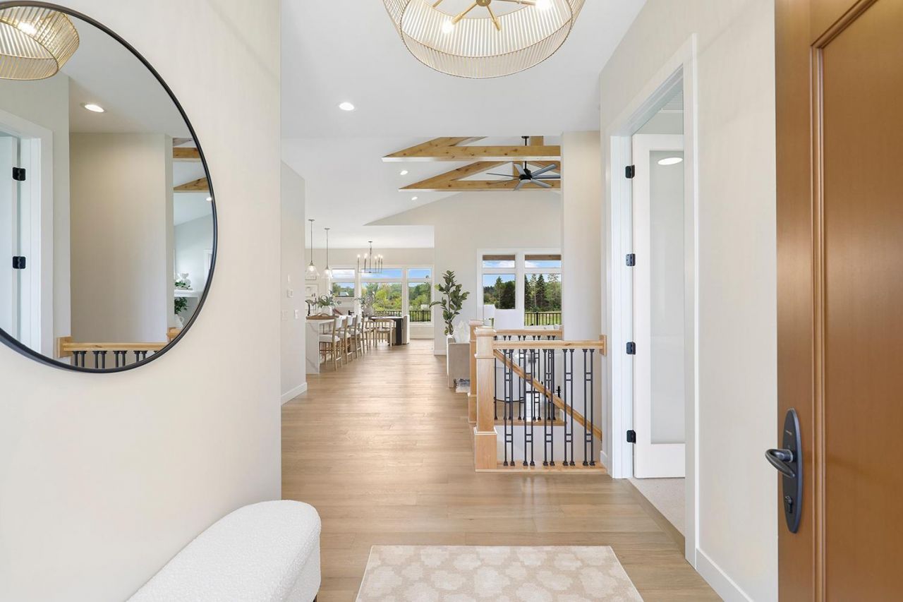 4938 Parkside Circle, Eagan, MN 55123