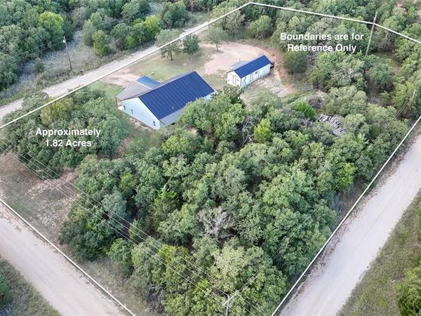335 Ponderosa Street, Bowie, TX 76230