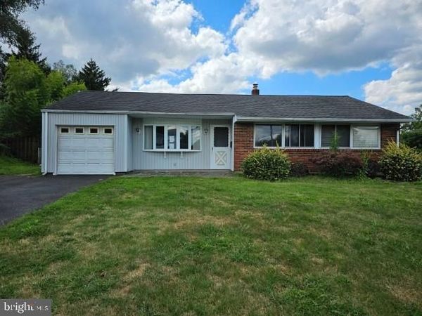 503 W PINE STREET, FEASTERVILLE TREVOSE, PA 19053