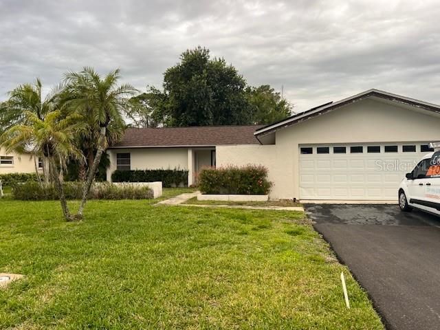 547 Eastwood Drive, Naples, FL 34110 Main Photo