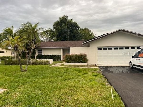 547 EASTWOOD DRIVE, NAPLES, FL 34110