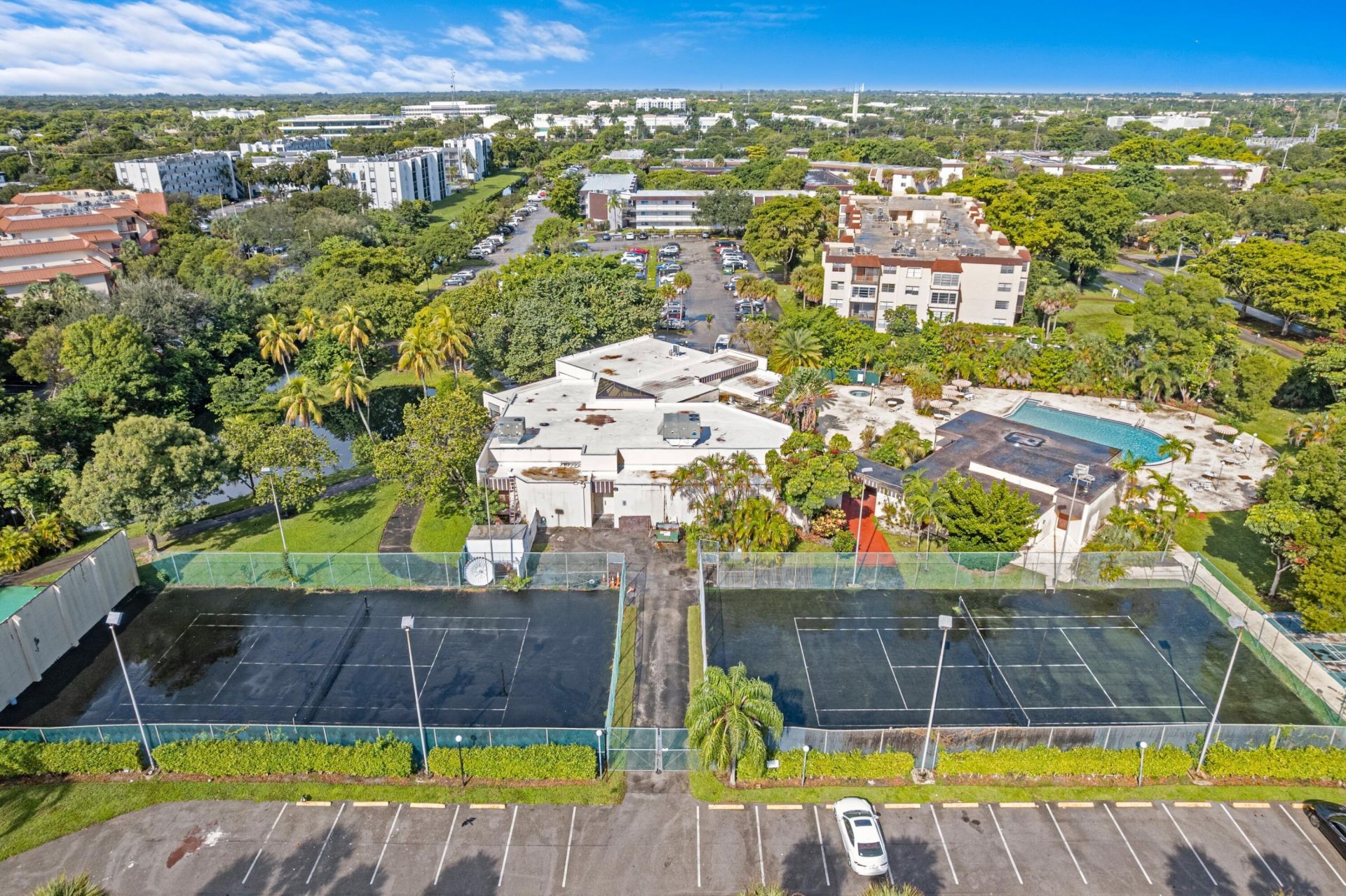 7000 NW 17th Street, Unit 419, Plantation, FL 33313 Photo