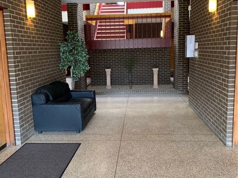 2223 Fulton Road NW, Canton, OH 44709 Photo 12