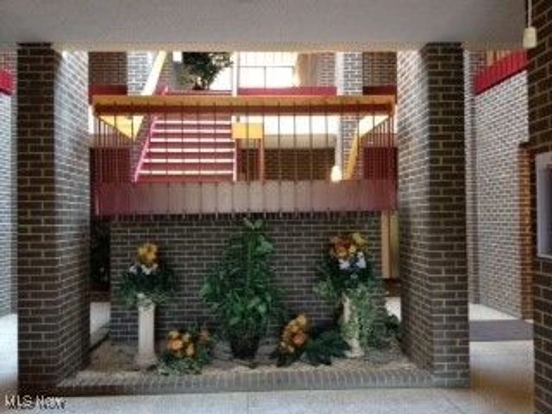 2223 Fulton Road NW, Canton, OH 44709 Photo 14