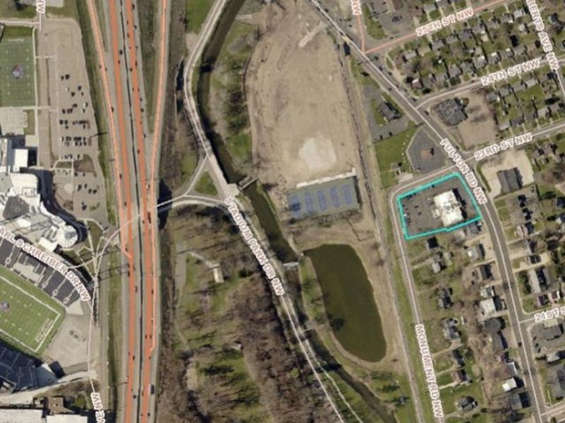 2223 Fulton Road NW, Canton, OH 44709 Photo 6