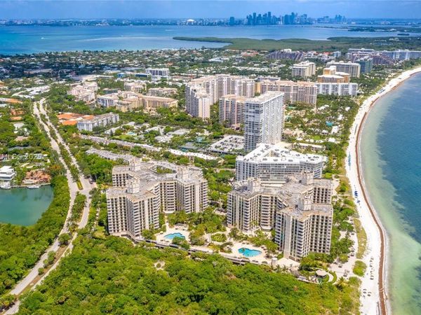 1121 Crandon Blvd, Unit E501, Key Biscayne, FL 33149