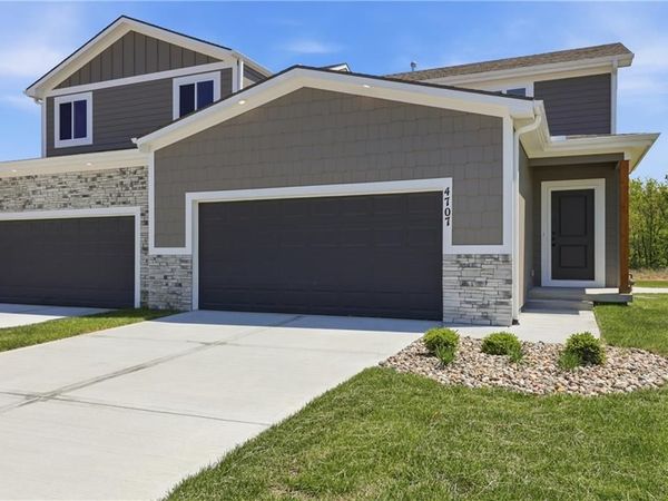 4707 Brentwood Avenue, Kansas City, MO 64136