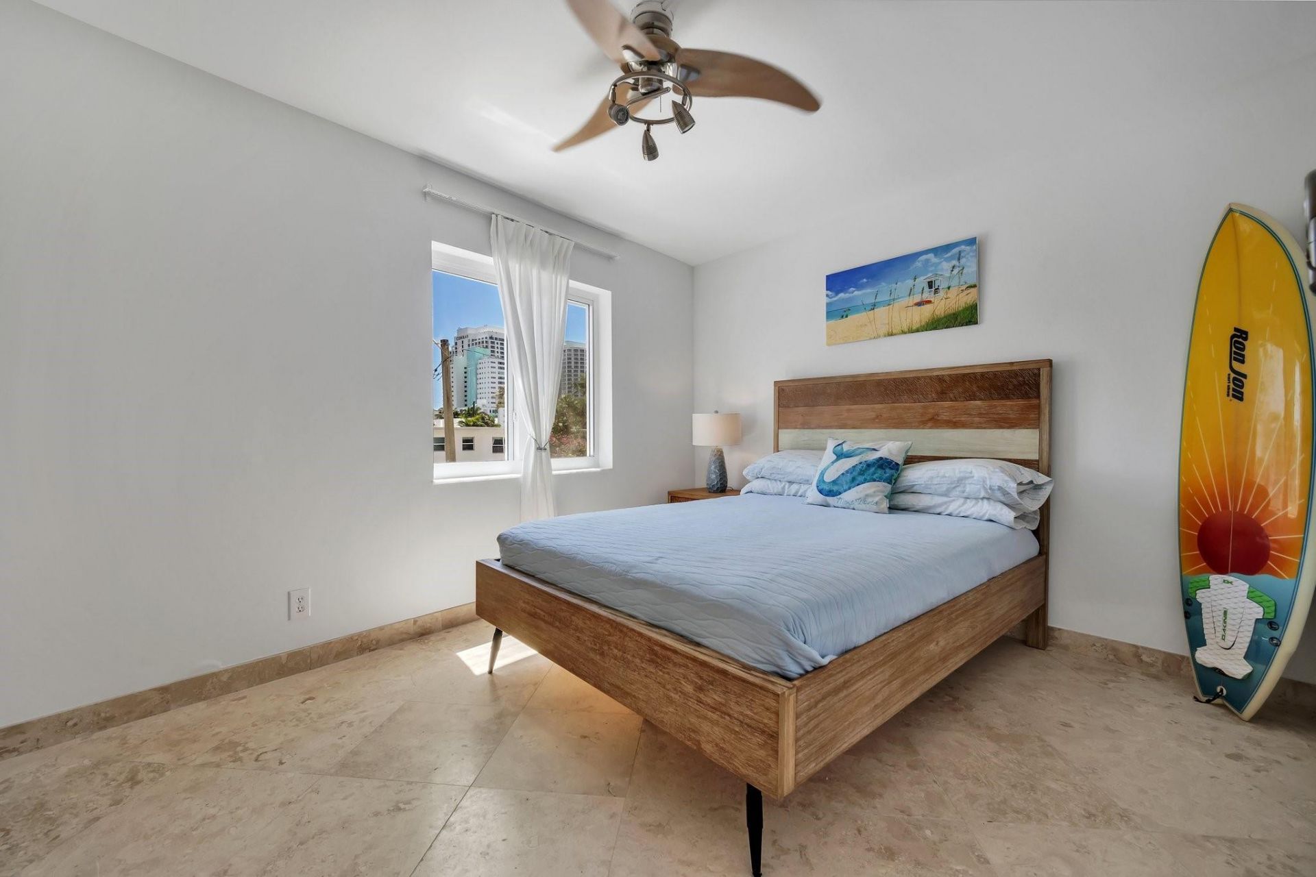 720 Bayshore Drive, Unit 202, Fort Lauderdale, FL 33304 Photo