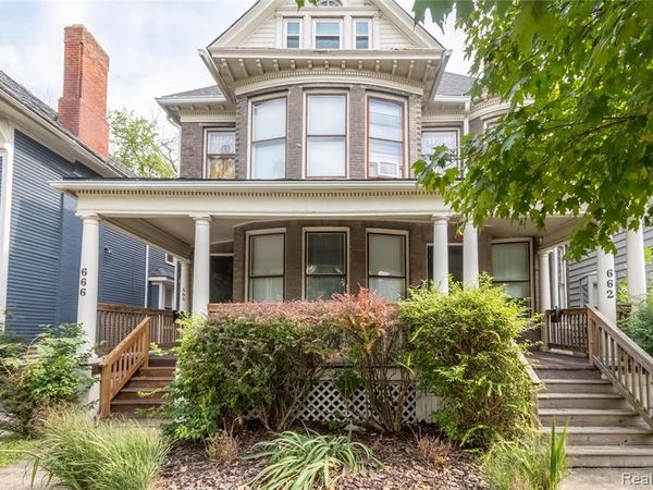662 Van Dyke Street, Detroit, MI 48214
