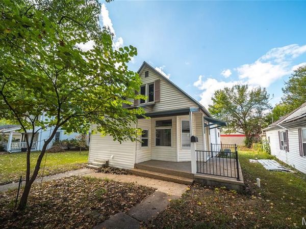 127 W James Boulevard, St James, MO 65559