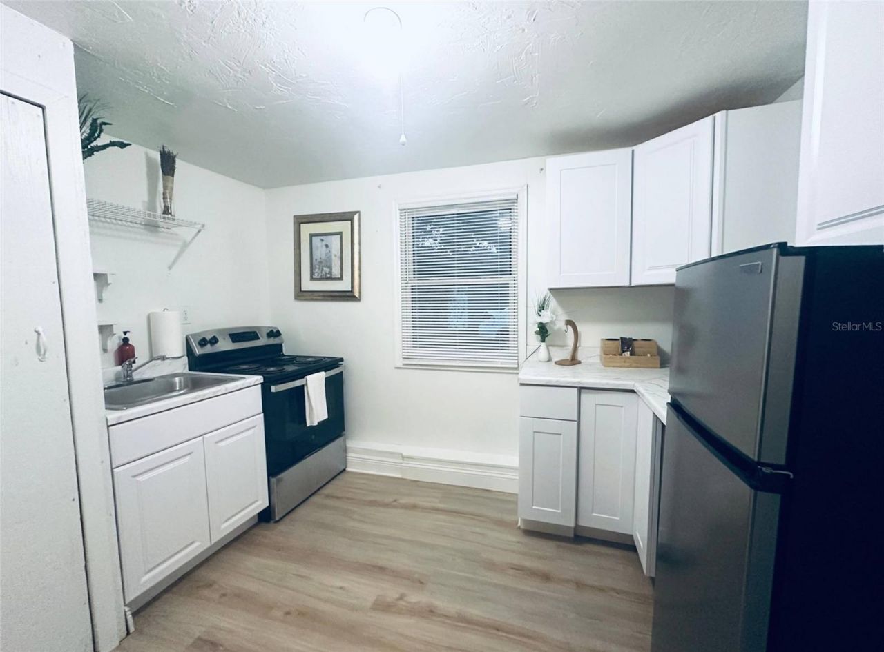 4811 Emerson Avenue S, Saint Petersburg, FL 33711 Photo