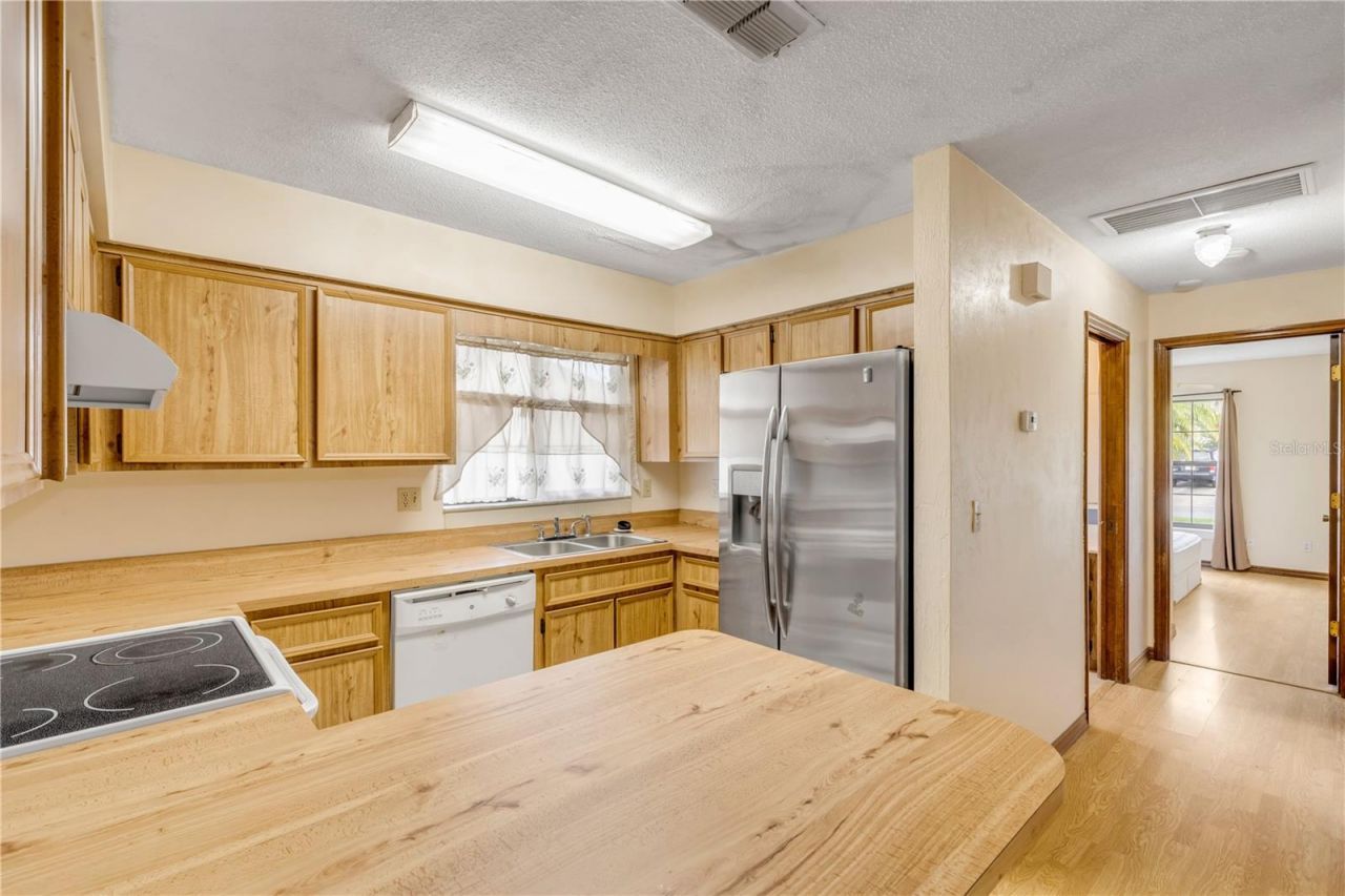 416 Shangri La Circle, Edgewater, FL 32132 Photo