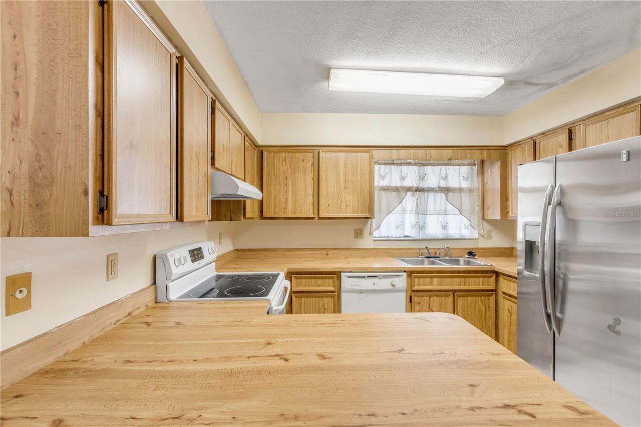 416 Shangri La Circle, Edgewater, FL 32132 Photo