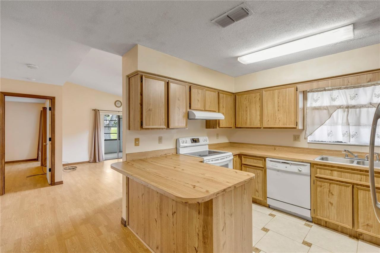 416 Shangri La Circle, Edgewater, FL 32132 Photo