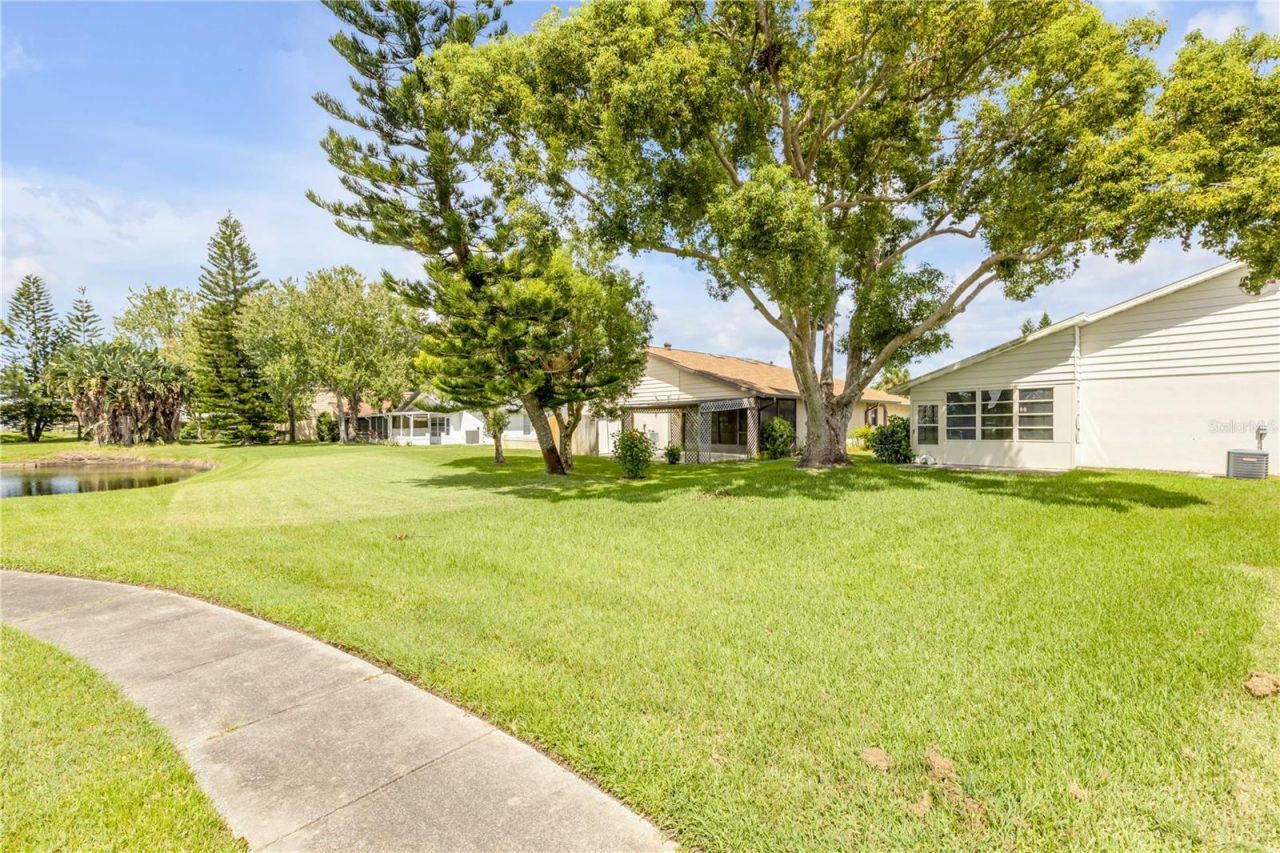 416 Shangri La Circle, Edgewater, FL 32132 Photo