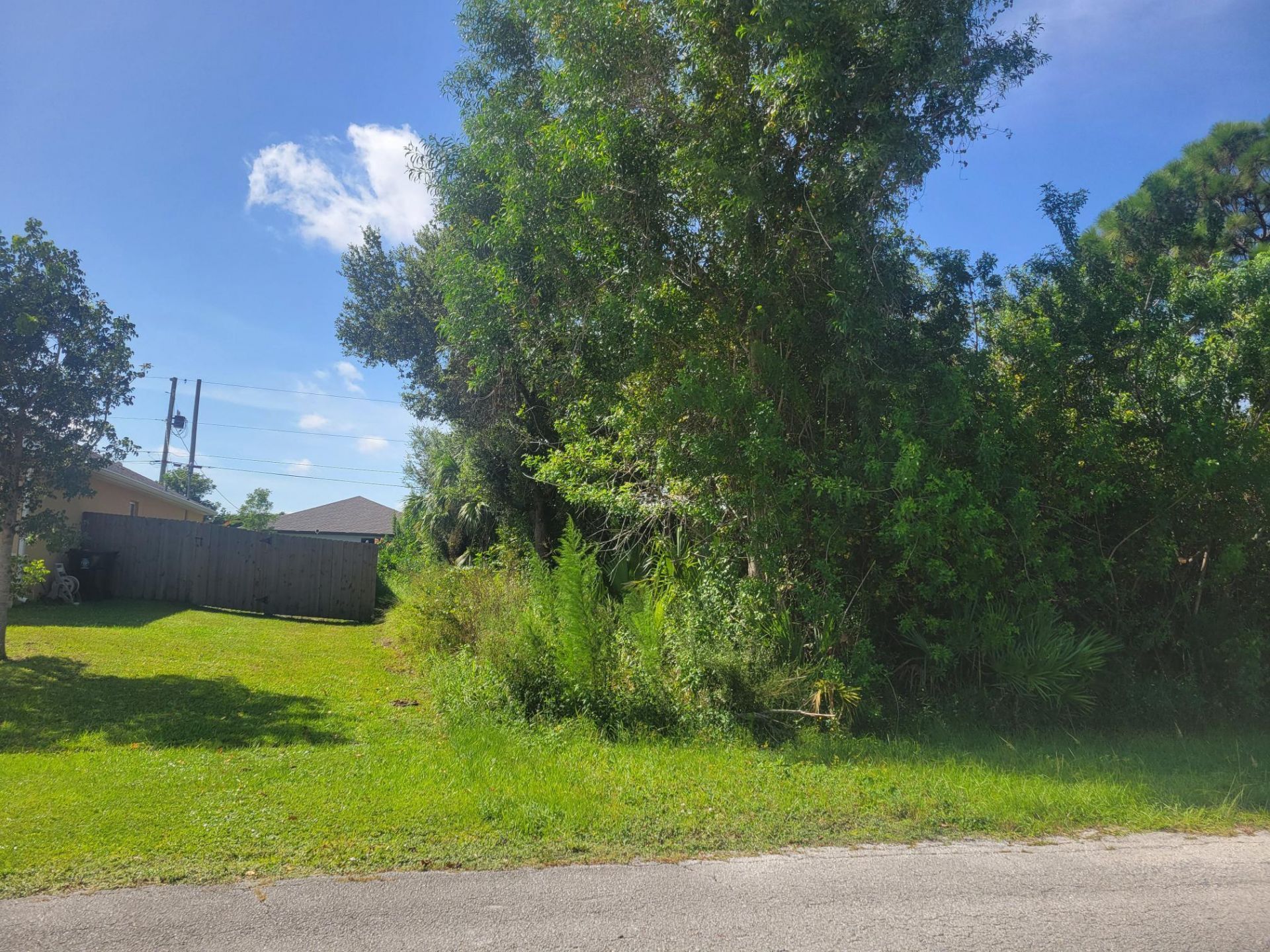 474 SW Kaabe Avenue, Port Saint Lucie, FL 34953 Photo
