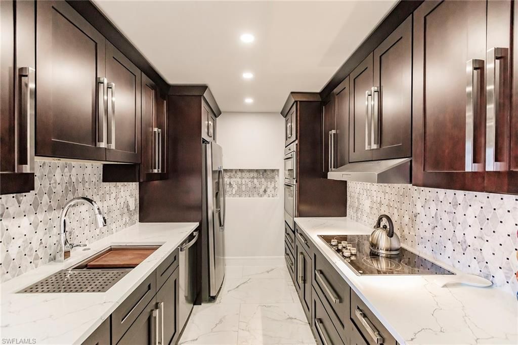 4001 Gulf Shore Blvd N, Unit 1104, Naples, FL 34103 Photo